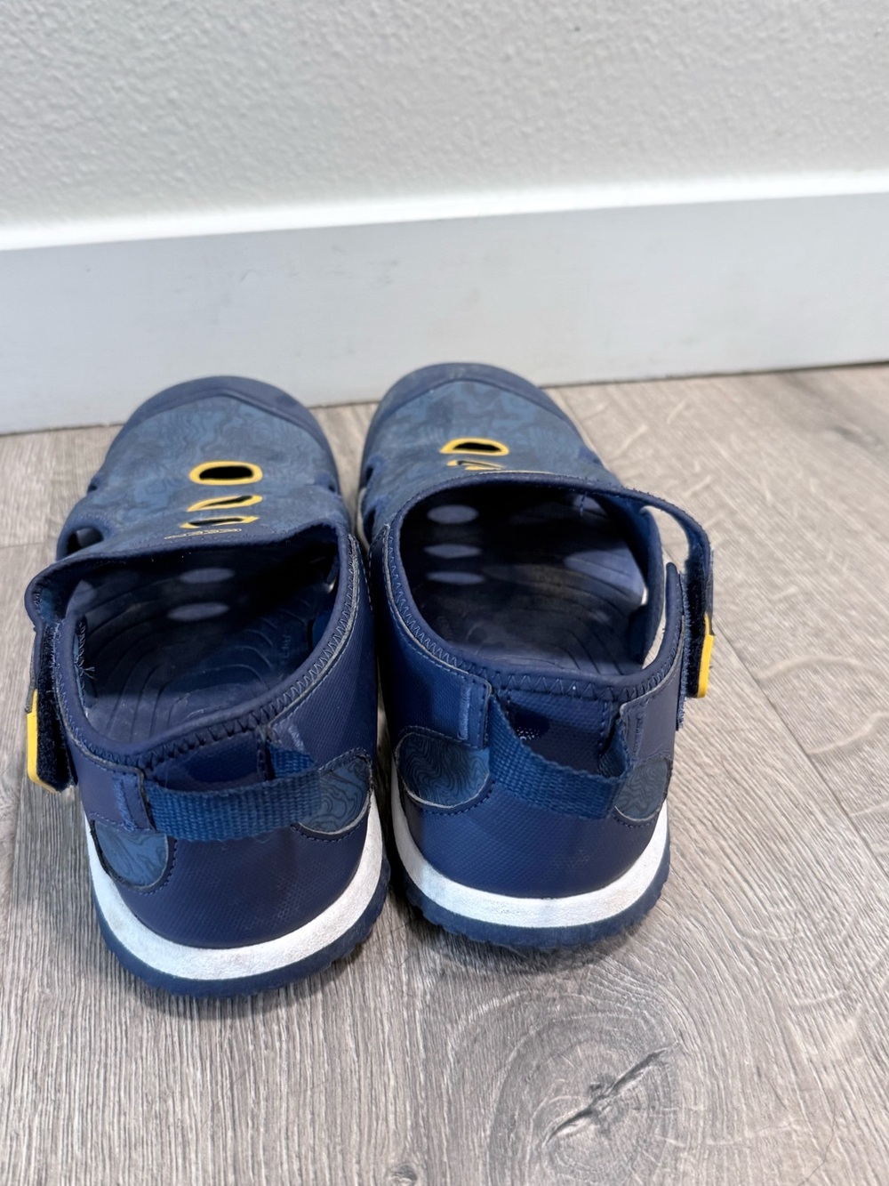Keen Kids Navy Blue Sandal Shoes with Yellow Accents - Picture 3 of 6